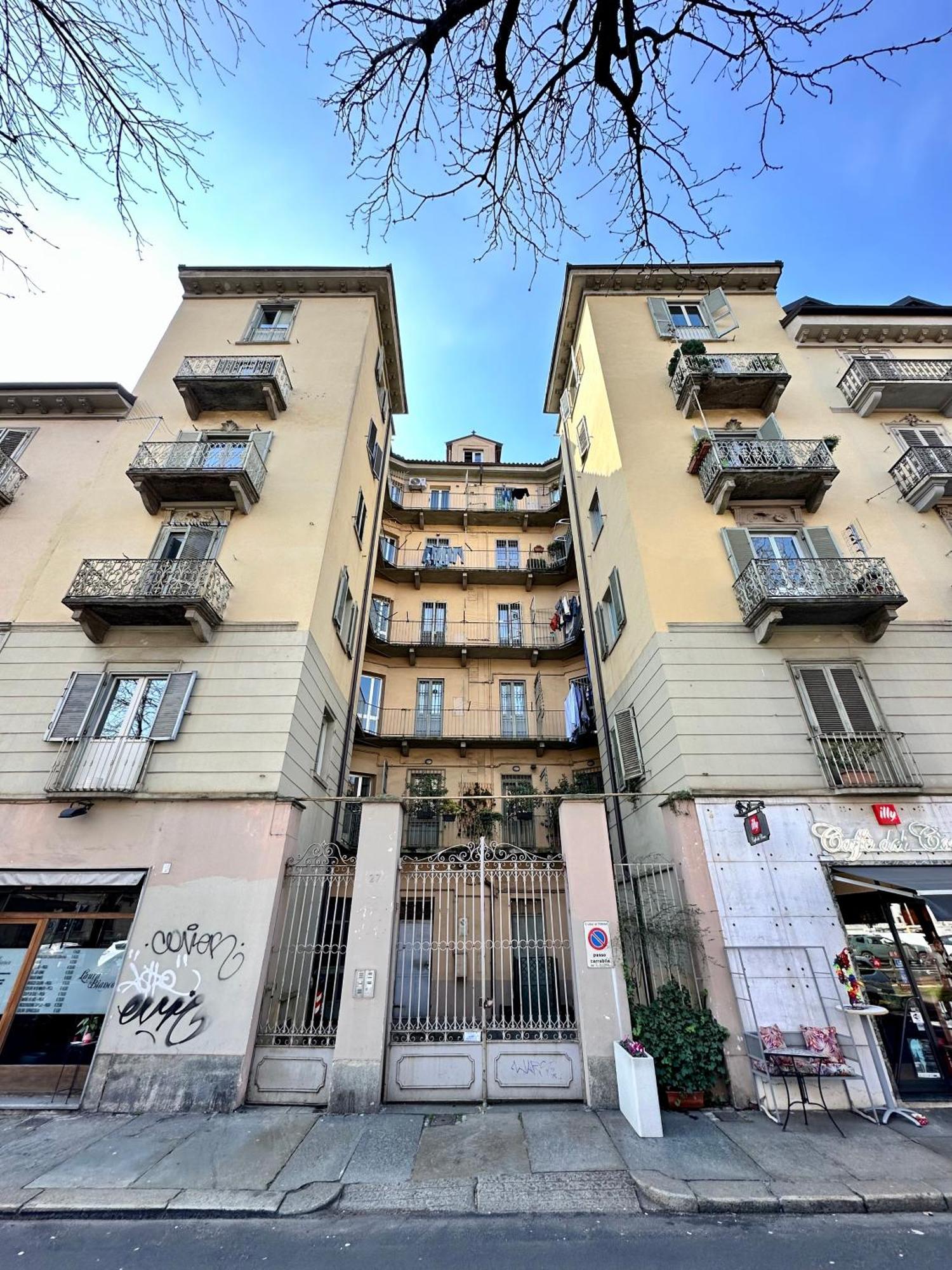 Casa Einaudi - Politecnico Apartment *